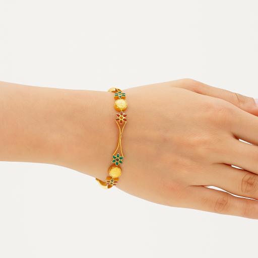 W GOLDEN FLOWER BANGLE - Image 3