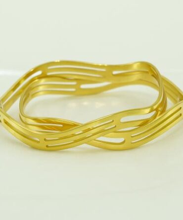 W PLAIN BANGLE