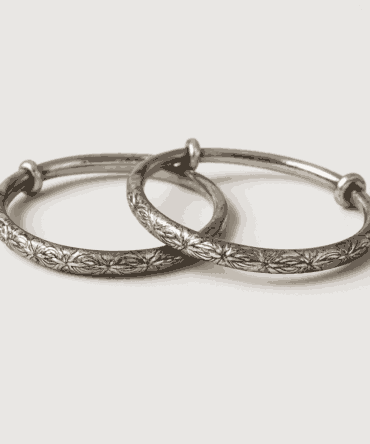 Vintage Flora Bangle