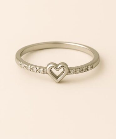 Sweetheart Silver Ring