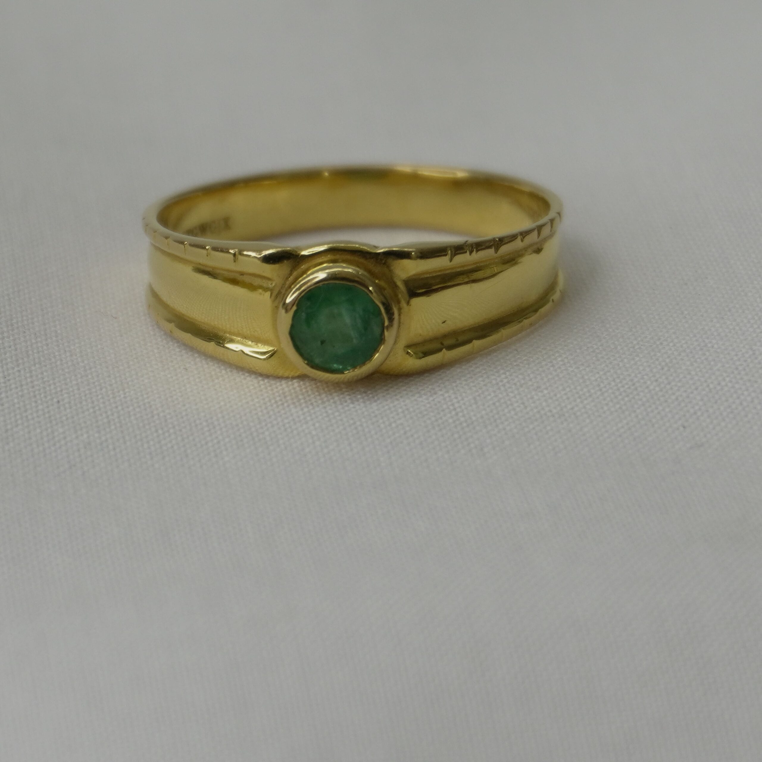 Regal Green Gem Ring