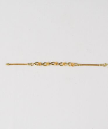 InfinityTwist GoldBracelet