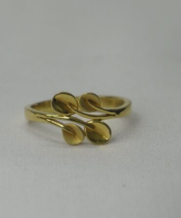 Radiant Twin Leaf Ring