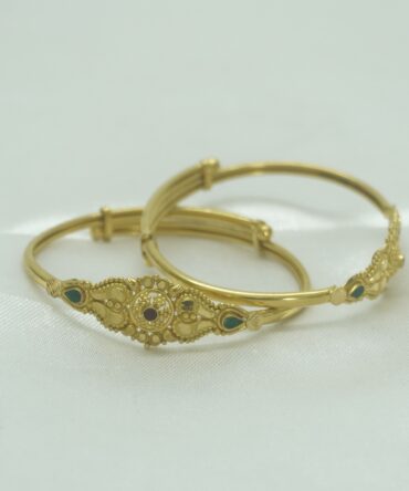 Ethereal Gold Bangle